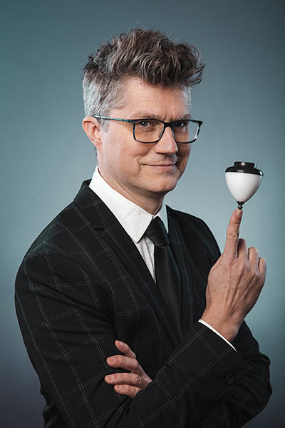 Mark Hayward